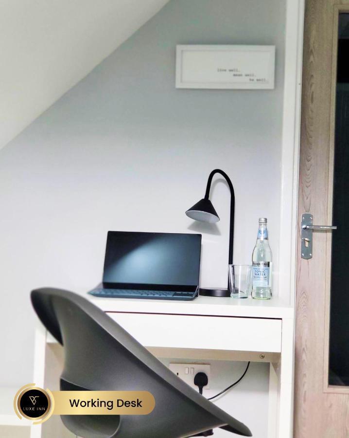 Nr Birmingham City Centre, 5 Bed, Luxe Inn Buitenkant foto