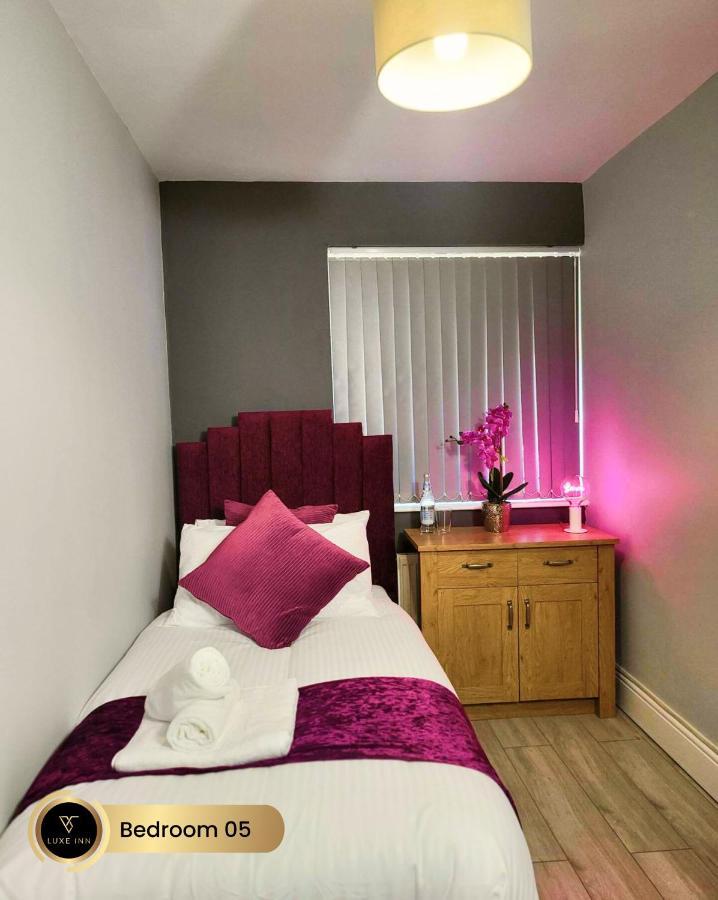 Nr Birmingham City Centre, 5 Bed, Luxe Inn Buitenkant foto